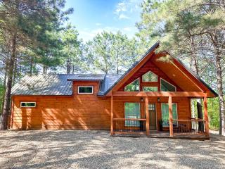 Soho Haven Cabin is Luxurious! - 0