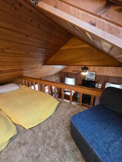 Secluded and Relaxing - Red Cottage on Papakeechie - Syracuse - 9