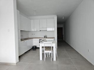 Peaceful Seafront 3BR Apt with Balcony by 360 Estates - Birżebbuġa - 2