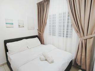 Traders Garden Cozy 2 BR Family Suite with WiFi - Cheras - 5