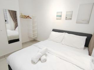 Traders Garden Cozy 2 BR Family Suite with WiFi - Cheras - 8