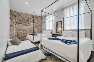 Charming Cbd 4br On Gravier Near Jazz & Dining - New Orleans - 1