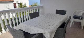 Pet Friendly Escape Njivice - Njivice - 1
