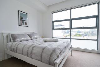 58A 2Storey Abnb-Style Apt with 2BR Plus Parking, Walk to Ashfield Mall and Train - 1