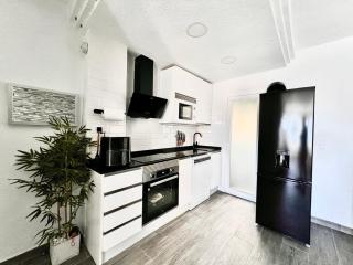 Apartamento de lujo con piscina y vistas al mar - Torrevieja - 9