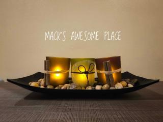 CUBAO Macks Awesome Place NETFLIX UNLIFAST WIFI - Manila - 6