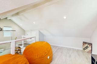 Be My Guest - Orange Door - Fredericksburg - 1