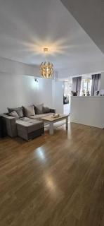 Latino House - Bragadiru - 0
