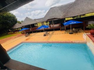 Falcon Lodge PK - Bela-Bela - 0