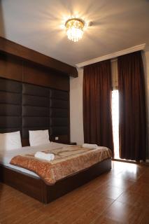 فندق الخيال الكبير - 9