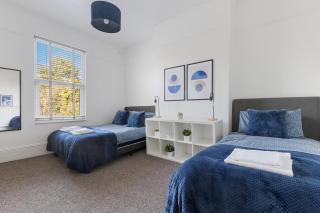 The Turnpike Residence - Free Parking - 3