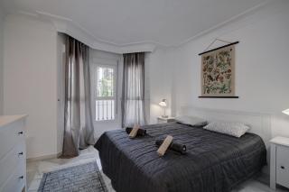 Beatiful Newly Renovated 3 Bedroom - Marbella - 2