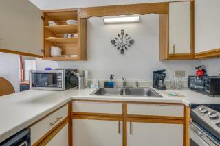 Baytree Golf Colony Studio about 5 Mi to Beach! - 5