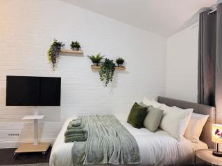 Family Retreat Studio 30min to Central London - Londra - 3