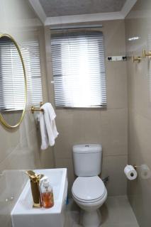 Optimum Stay Self Catering Twin Double Room - Parow - 1