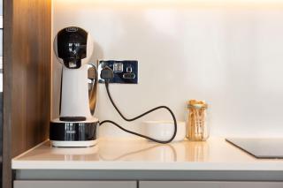 Enjoy smart city living in this lovely apartment. - London - 2
