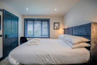 The Righ - 6