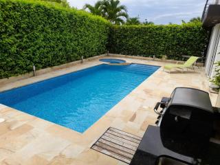 Casa Ricaurte piscina privada, jacuzzi - Ricaurte - 0