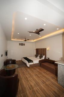 Hotel Parth Luxurious - Haldwani-Kathgodam - 2