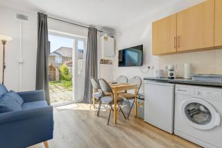Apartment with garden 4 stop to Holland Park - Londra - 0