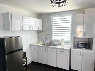 Stylish 2BR w private balcony - Carolina - 4