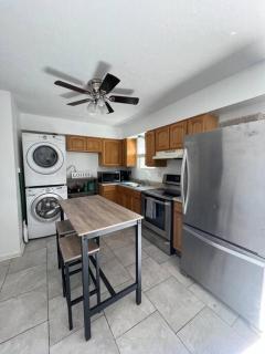 Sleek Modern 2-Bedroom Townhouse Near Bardstown Rd - Louisville - 7