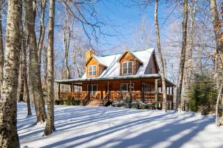 Log Cabin, Ample Parking, AC, Deck, Fireplace - Beech Mountain - 9