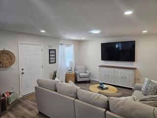 Cozy New Const. Ranch Near Park - Middletown - 3