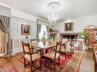 Llwynhelig House - Luxury Cowbridge Manor House with outdoor swimming pool - Cowbridge - 7