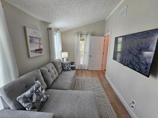 Quaint Liberty Township Remodeled Home - Hamilton - 7