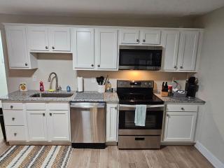 Quaint Liberty Township Remodeled Home - Hamilton - 2