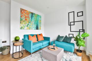 StayRight Stunning 3 Bed Flat - With Parking - Cardiff - 3