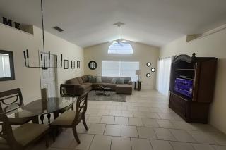 Lake View Pool Home near Disney and Shoppings - 4