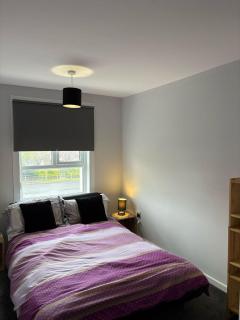 Linwood 5-bed with Garden - Johnstone - 1