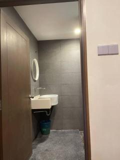 Arwana Beach Resort - Teluk Dalam - - 5