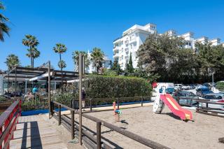 Marvellous 1 Bedroom Beachfront Flat with Parking and Pool - Sitio de Calahonda - 3