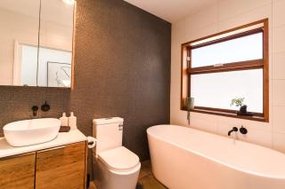 Elegant Seddon Stay Historic Charm & Modern Twist - Seddon - 7