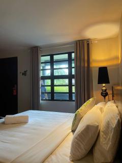 Arwana Beach Resort - Teluk Dalam - - 3
