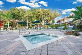 Family Retreat Near Disney in Emerald Island - 2