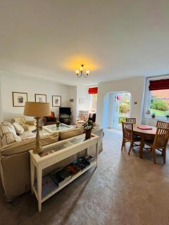 Garden View - Eastbourne - 8