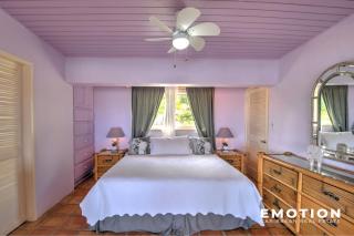 Villa Luminara Caribbean Retreat and Beaching - - 1