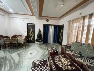Cozy Retreat l Your Home Away - Dharamsala - 6