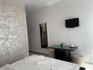 Beach Rooms Roberta - Mamaia - 1