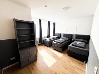 Krefeld House - Linn 20 Min to DUS AIRPORT & MESSE - Krefeld - 4