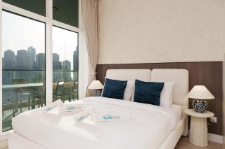 Exquisite 2-Bedroom with Panoramic Marina view - 3