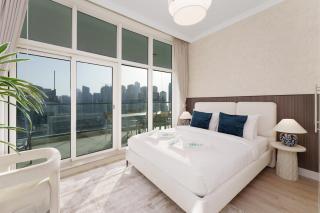 Exquisite 2-Bedroom with Panoramic Marina view - 8