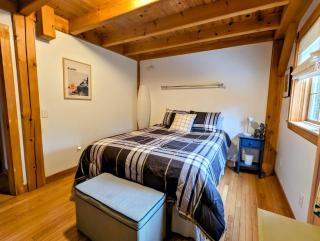 Post and Beam Hikers Dream fire pit pet - 1