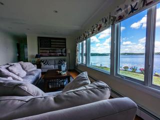 Oceanfront Jellison Beach House - Hancock - 7