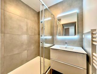 Le Moderne à Nîmes, proche Arènes et gare - Nîmes - 1