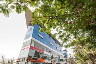 Hotel O Marigold - Surat - 6